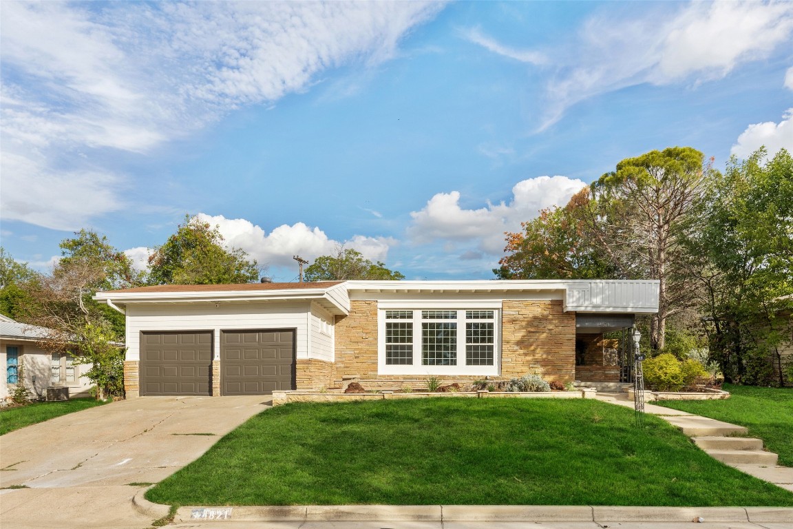 4821 Staples Avenue Fort Worth TX 76133