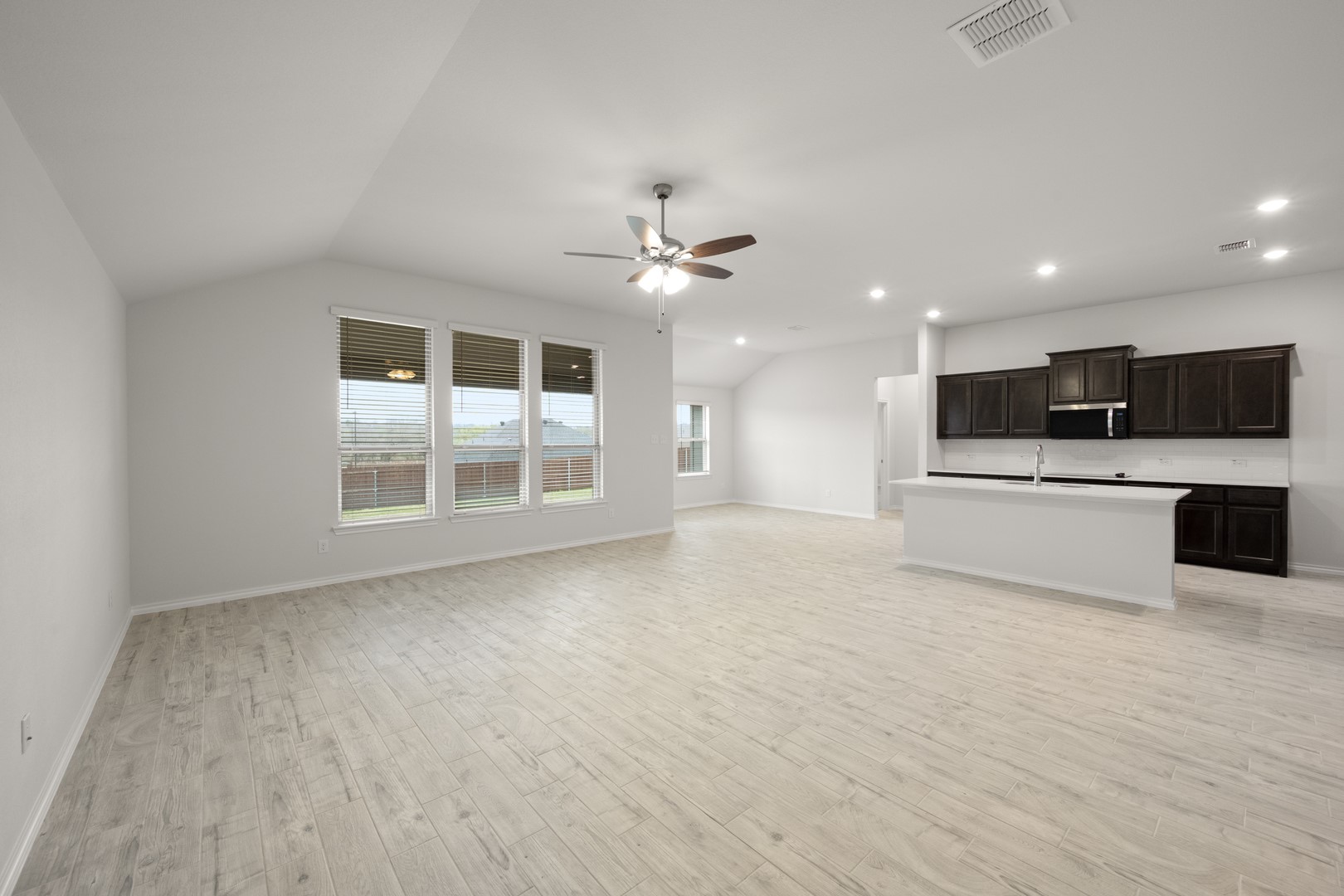 2641 River Bank Drive Burleson TX 76028