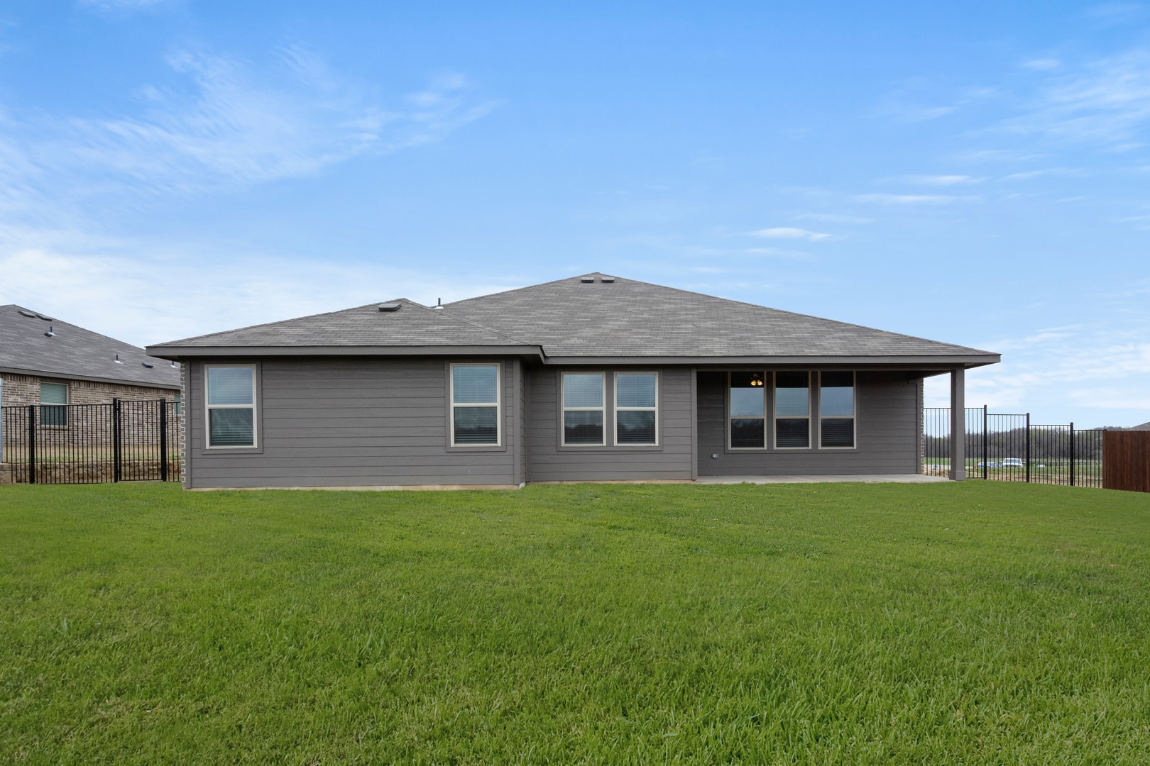 2641 River Bank Drive Burleson TX 76028