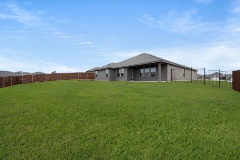 2641 River Bank Drive Burleson TX 76028