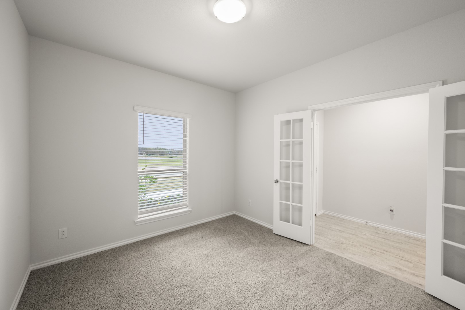 2641 River Bank Drive Burleson TX 76028