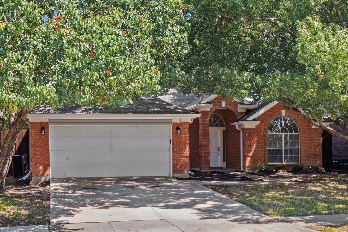 703 Turnstone Drive Arlington TX 76018
