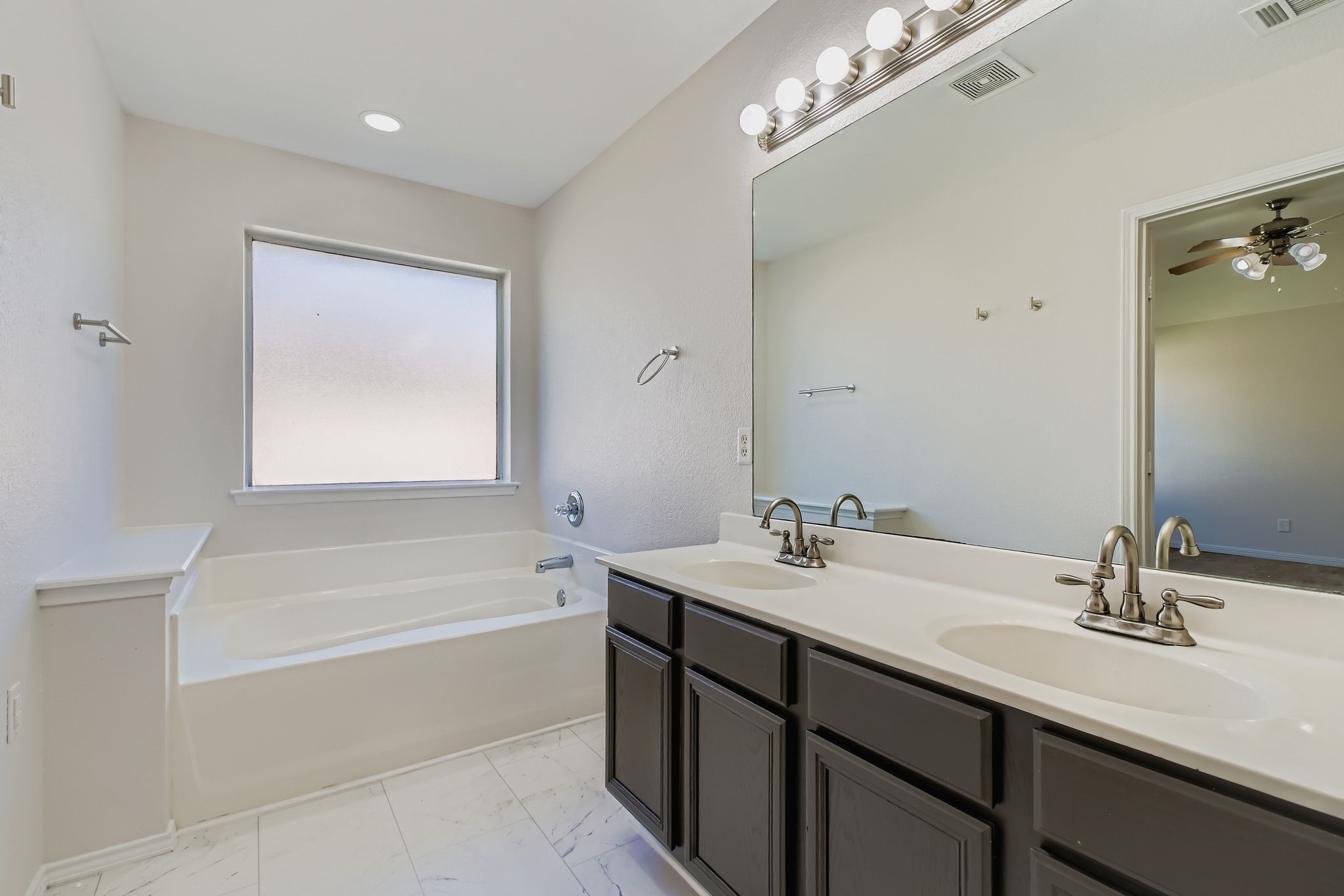 608 Piper Drive Saginaw TX 76179