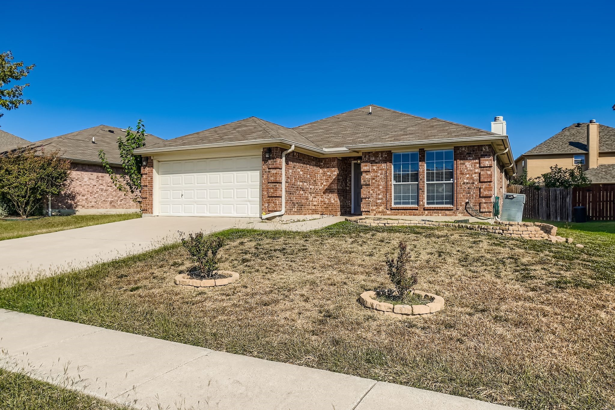 608 Piper Drive Saginaw TX 76179