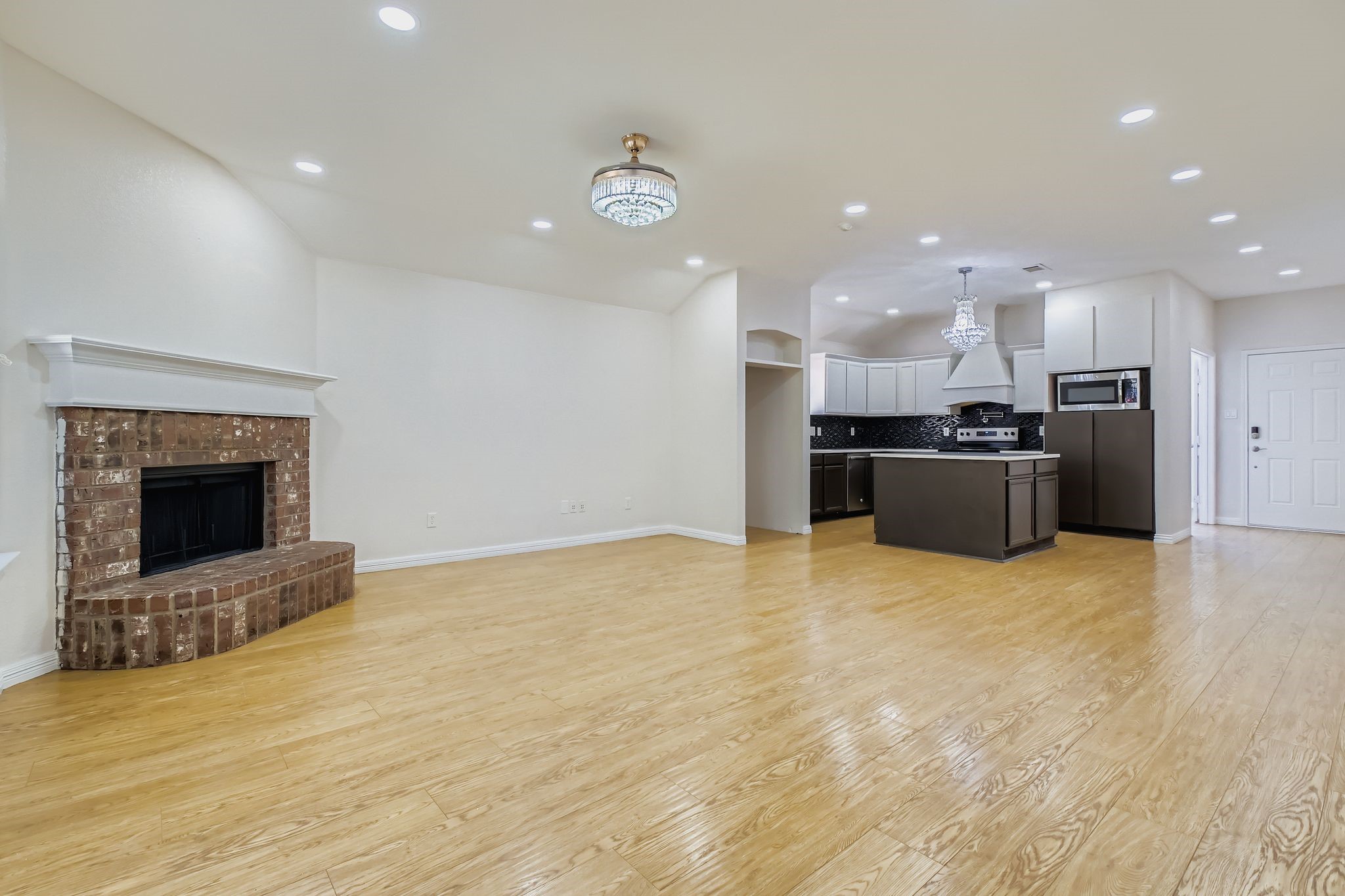 608 Piper Drive Saginaw TX 76179