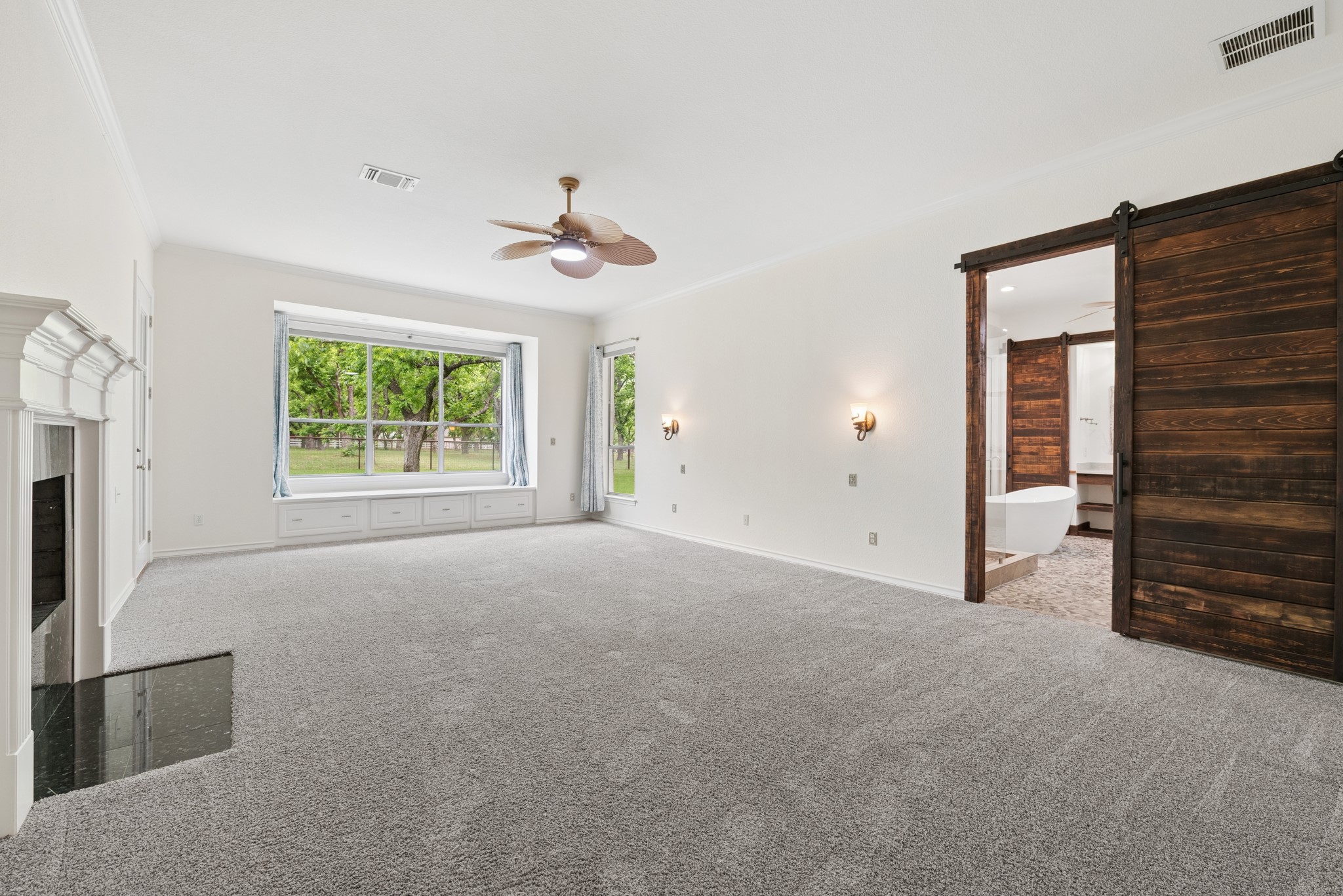 5501 Equestrian Drive Granbury TX 76049