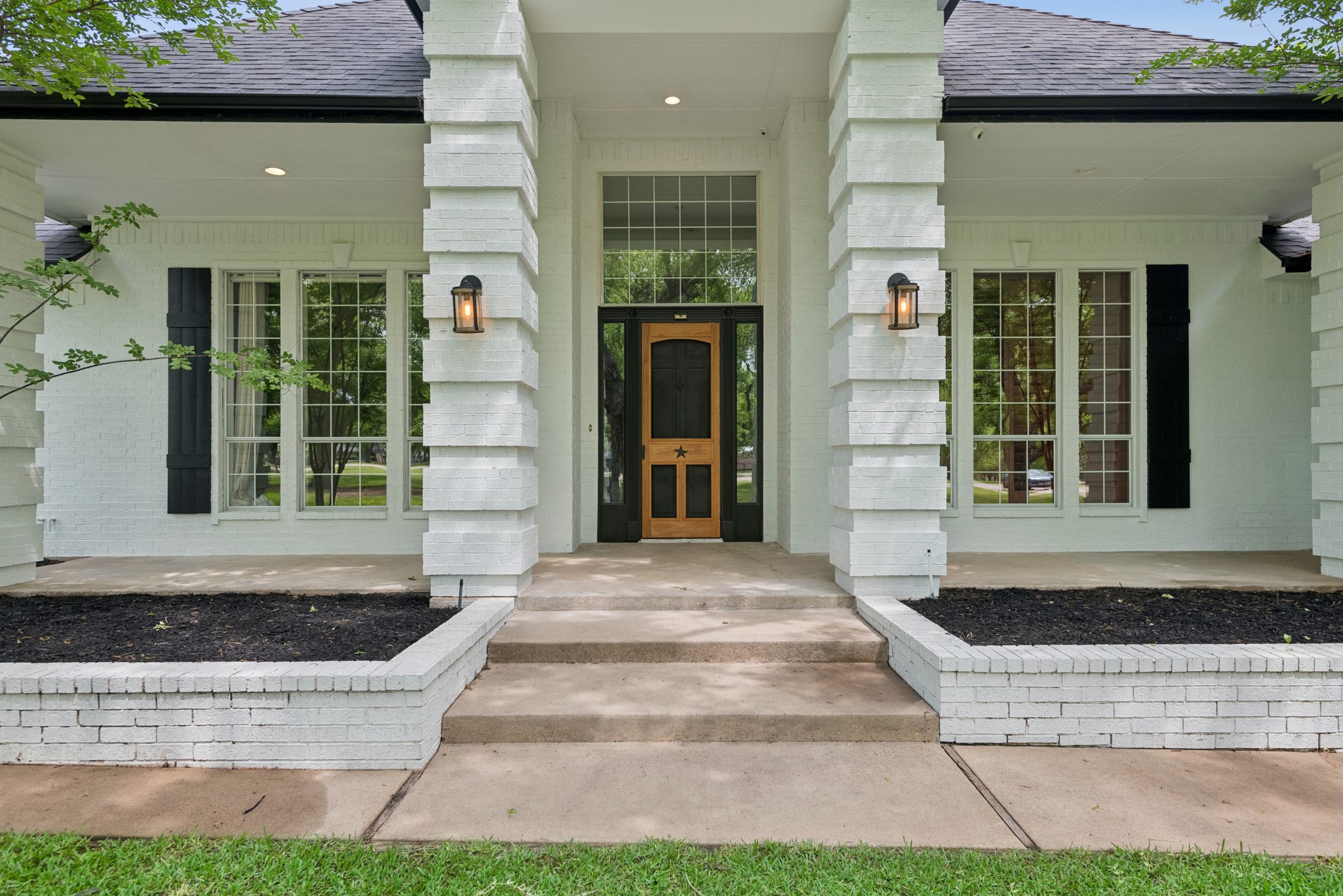 5501 Equestrian Drive Granbury TX 76049