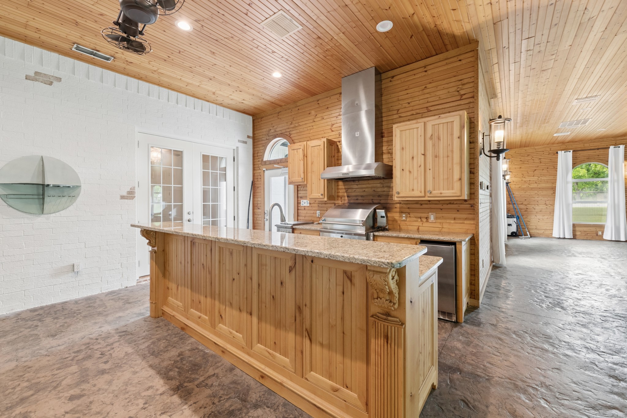 5501 Equestrian Drive Granbury TX 76049