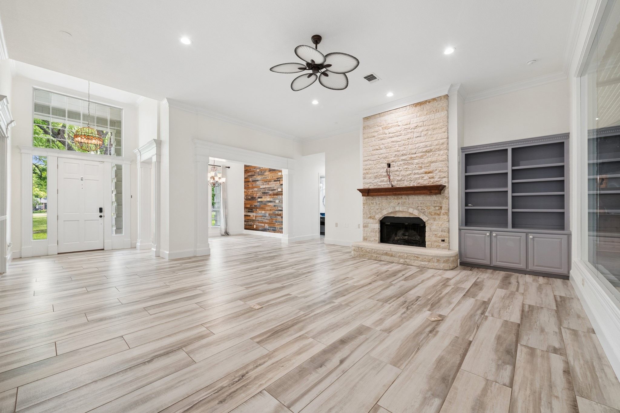 5501 Equestrian Drive Granbury TX 76049