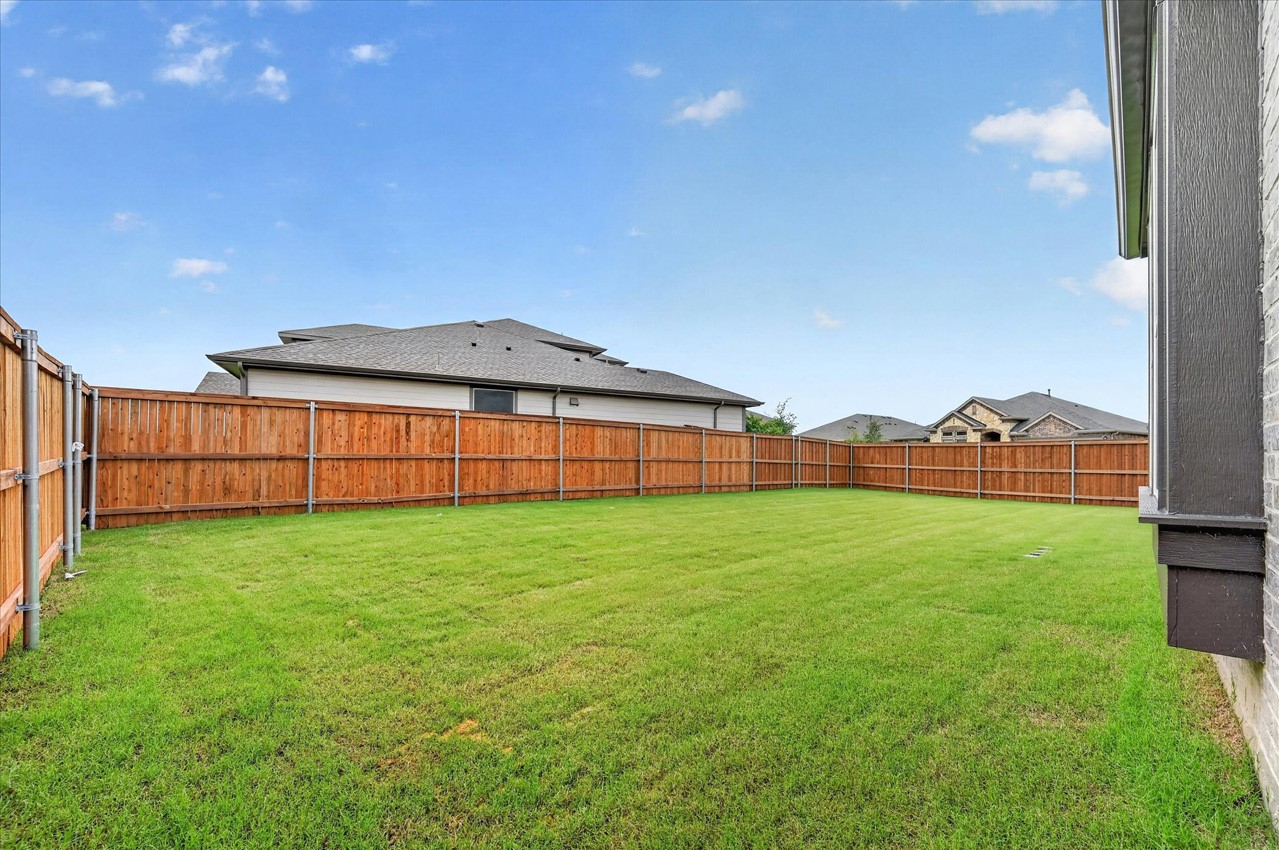 1121 Falls Rush Way Royse City TX 75189