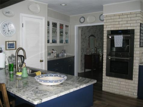 1302 W Wheeler Street Breckenridge TX 76424