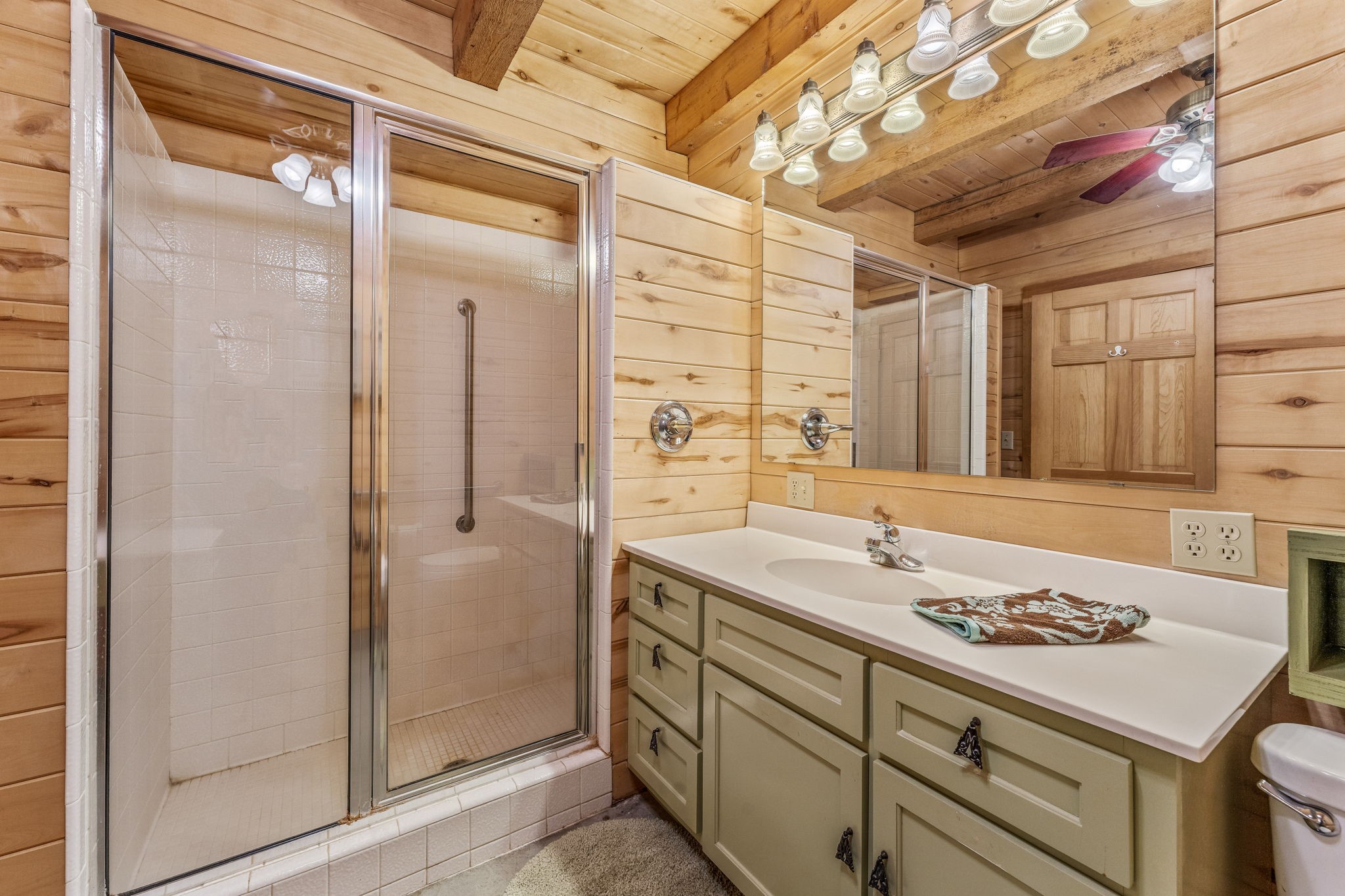 5905 N Us Highway 281 (400) Hamilton TX 76531