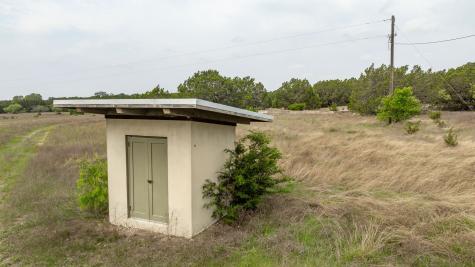 5905 N Us Highway 281 (400) Hamilton TX 76531