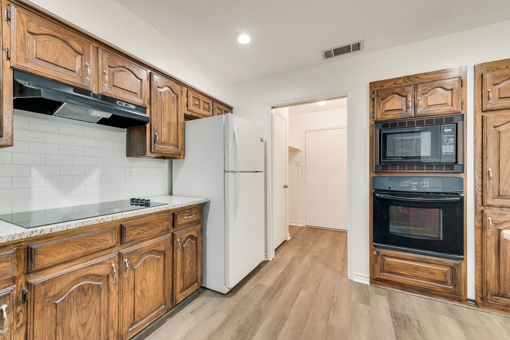 1635 Easy Street Seagoville TX 75159