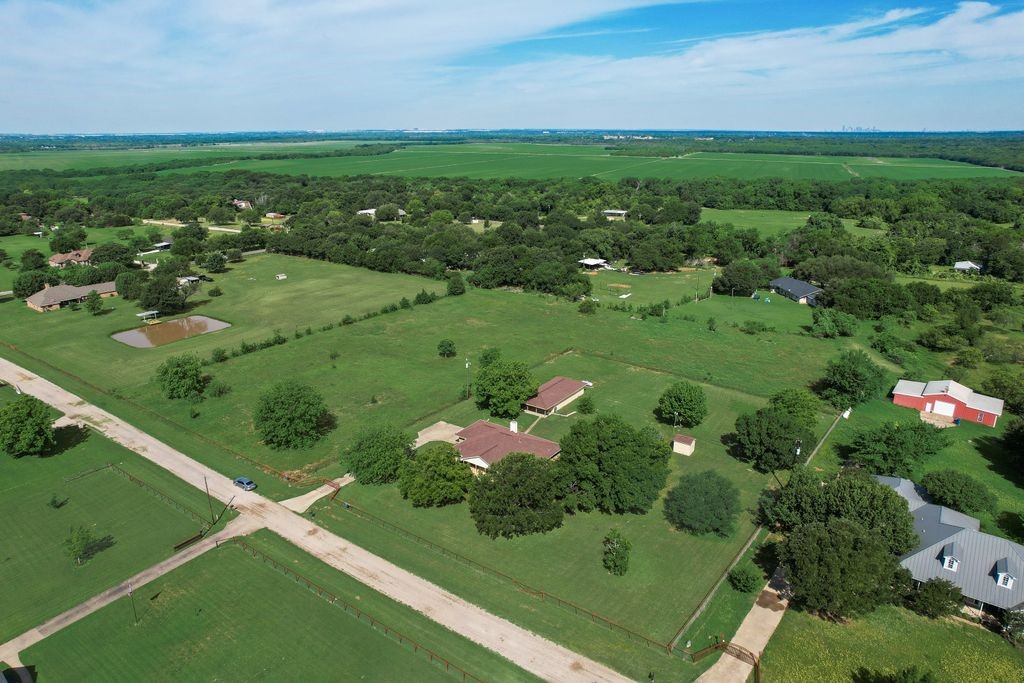 1635 Easy Street Seagoville TX 75159