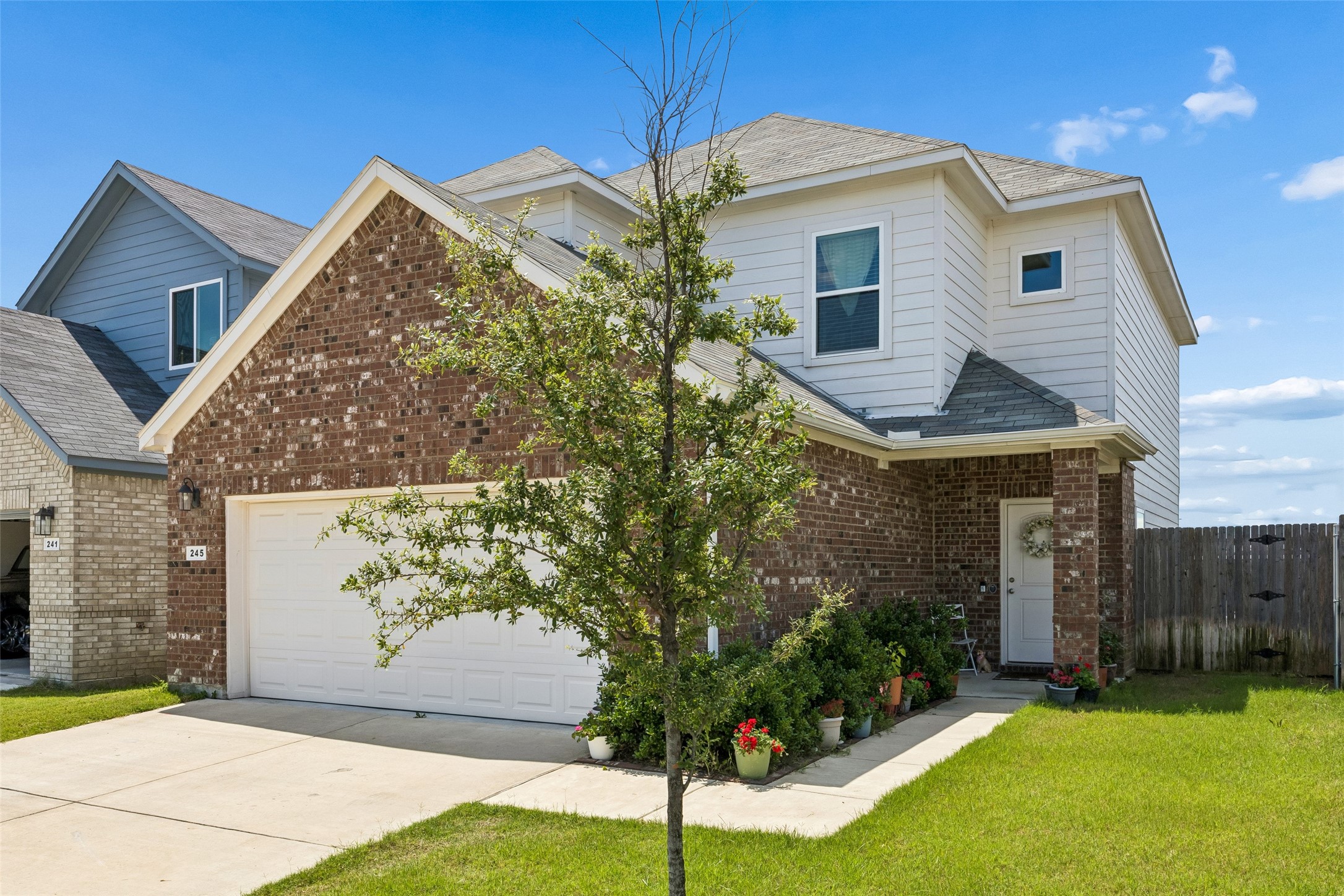 245 Michelle Drive Grand Prairie TX 75051