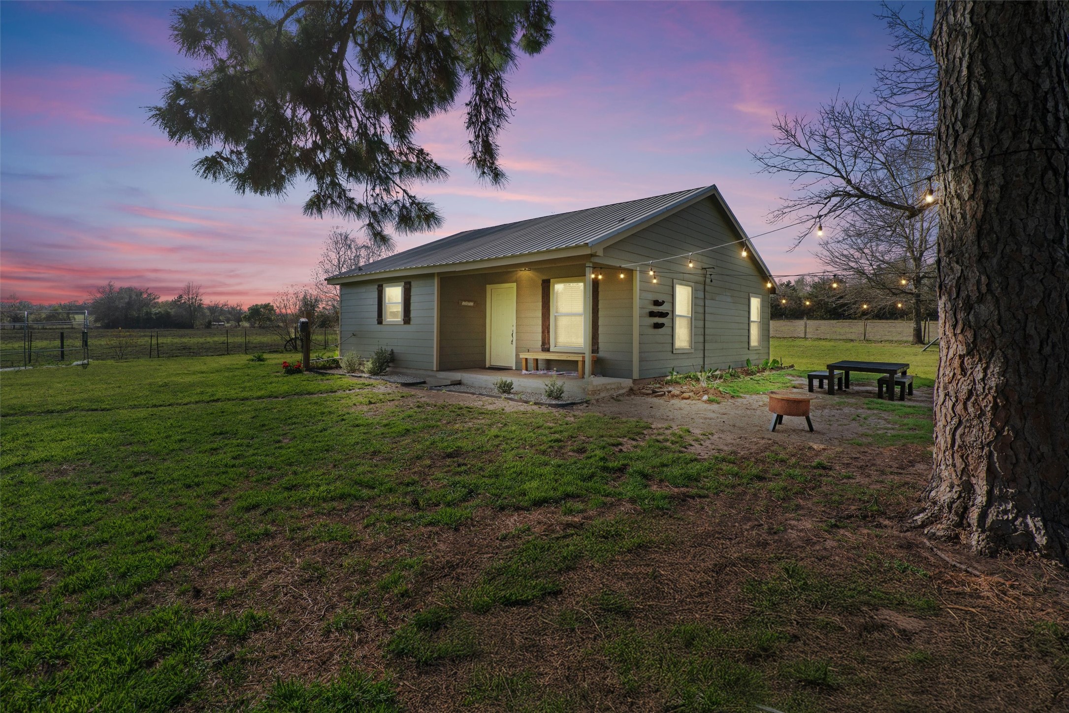 540 W Avenue I Milano TX 76556