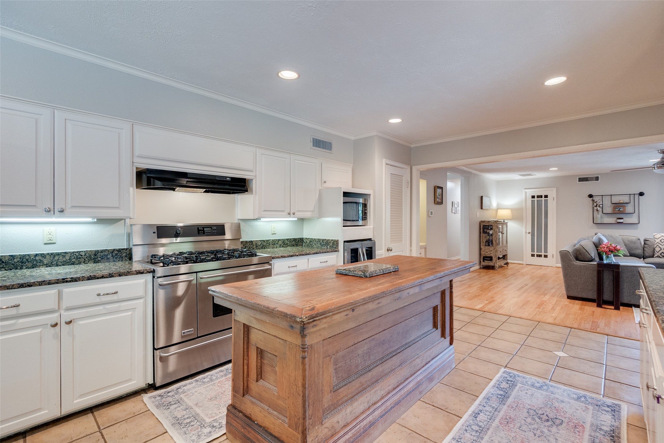 10815 Pinocchio Drive Dallas TX 75229