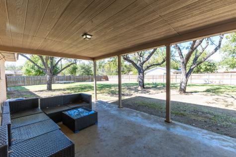 1300 Hillcrest Street Coleman TX 76834