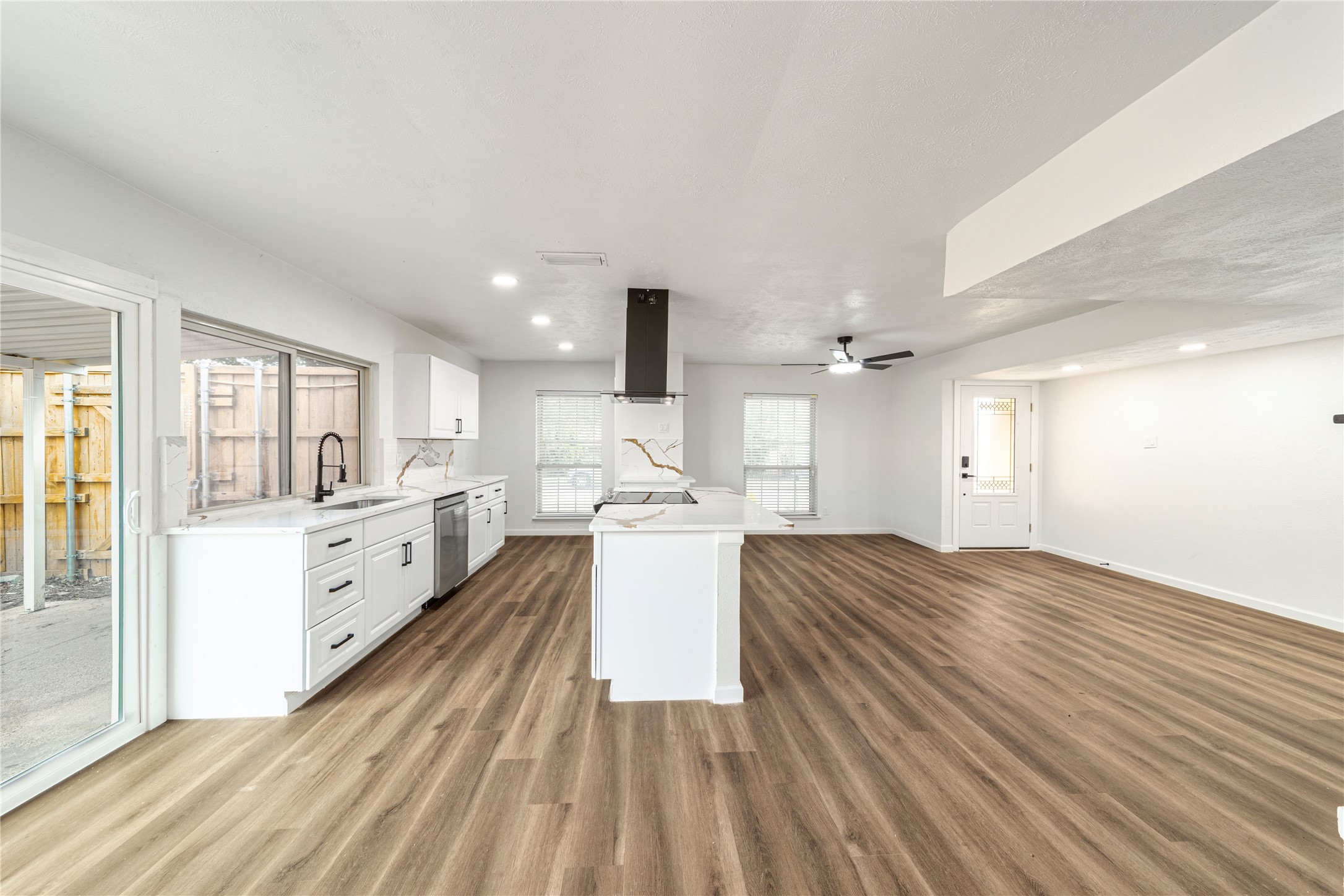 3305 Overglen Drive Garland TX 75043