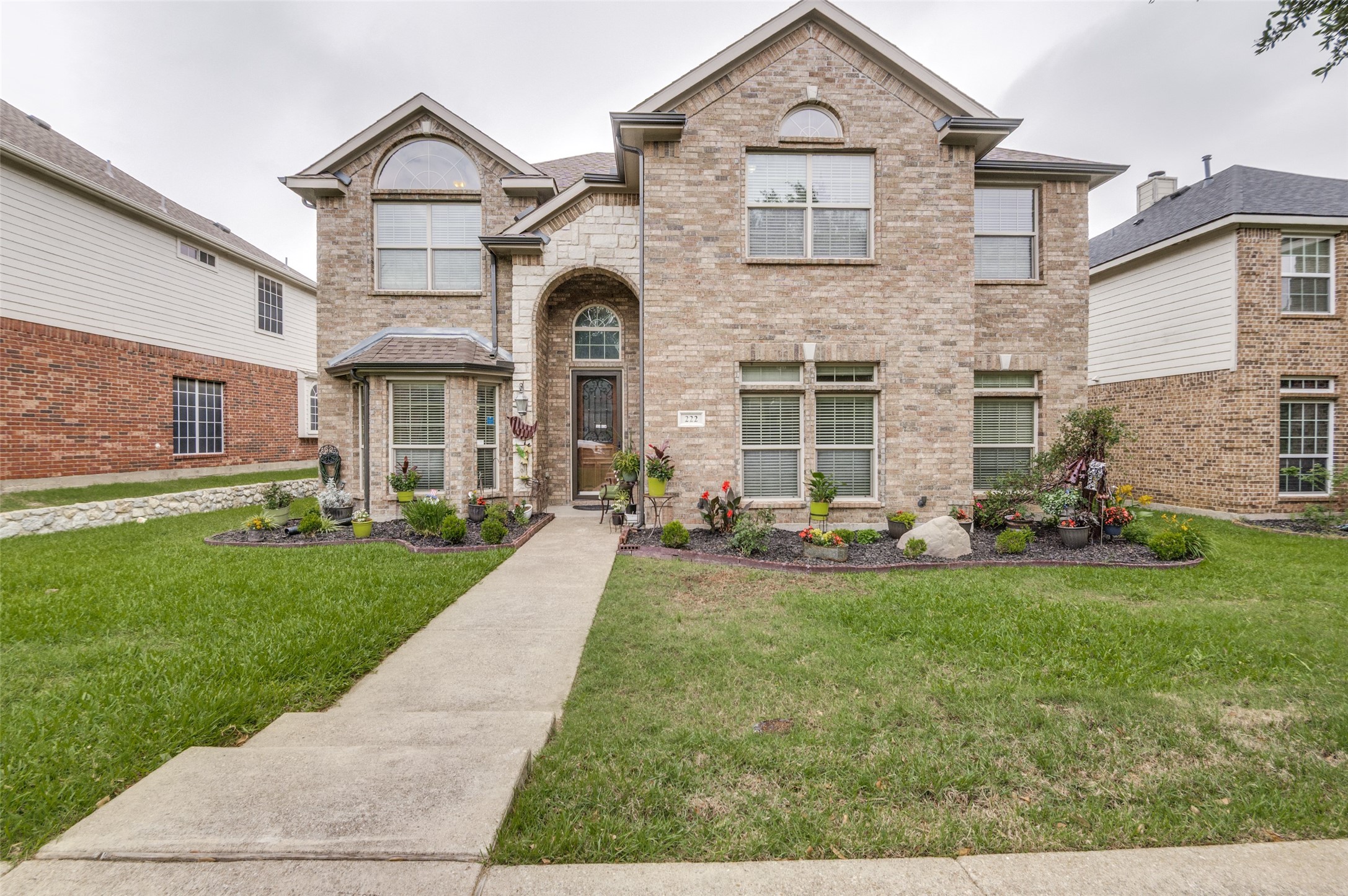 222 Rose Garden Way Red Oak TX 75154