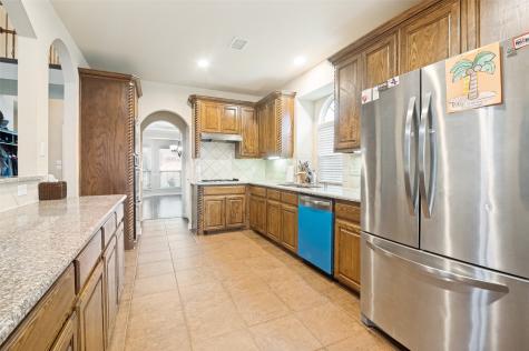 222 Rose Garden Way Red Oak TX 75154