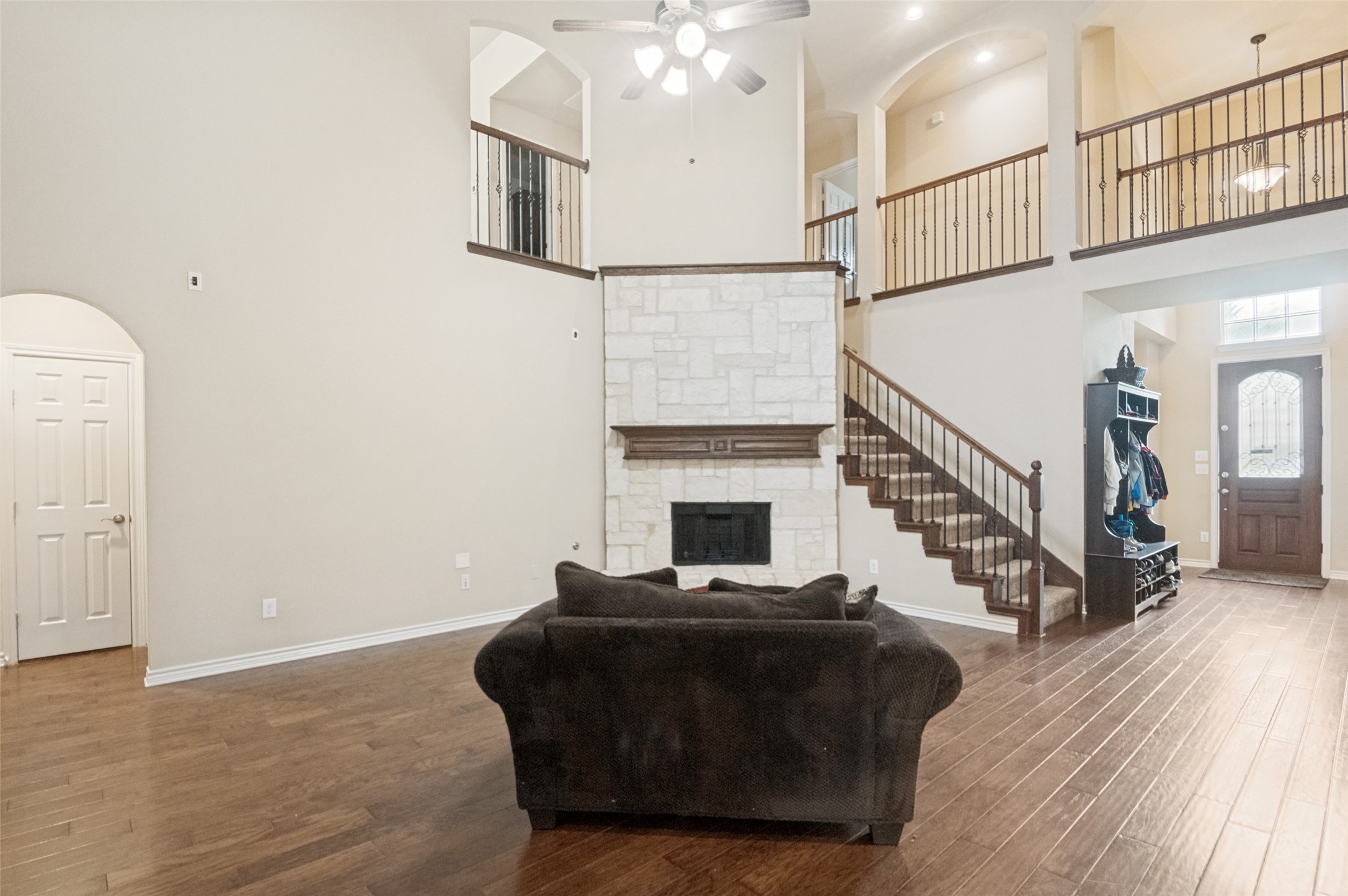 222 Rose Garden Way Red Oak TX 75154