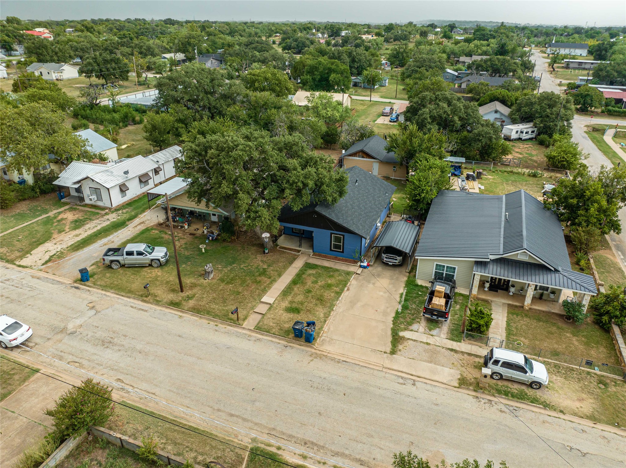 805 E Williams Street Breckenridge TX 76424