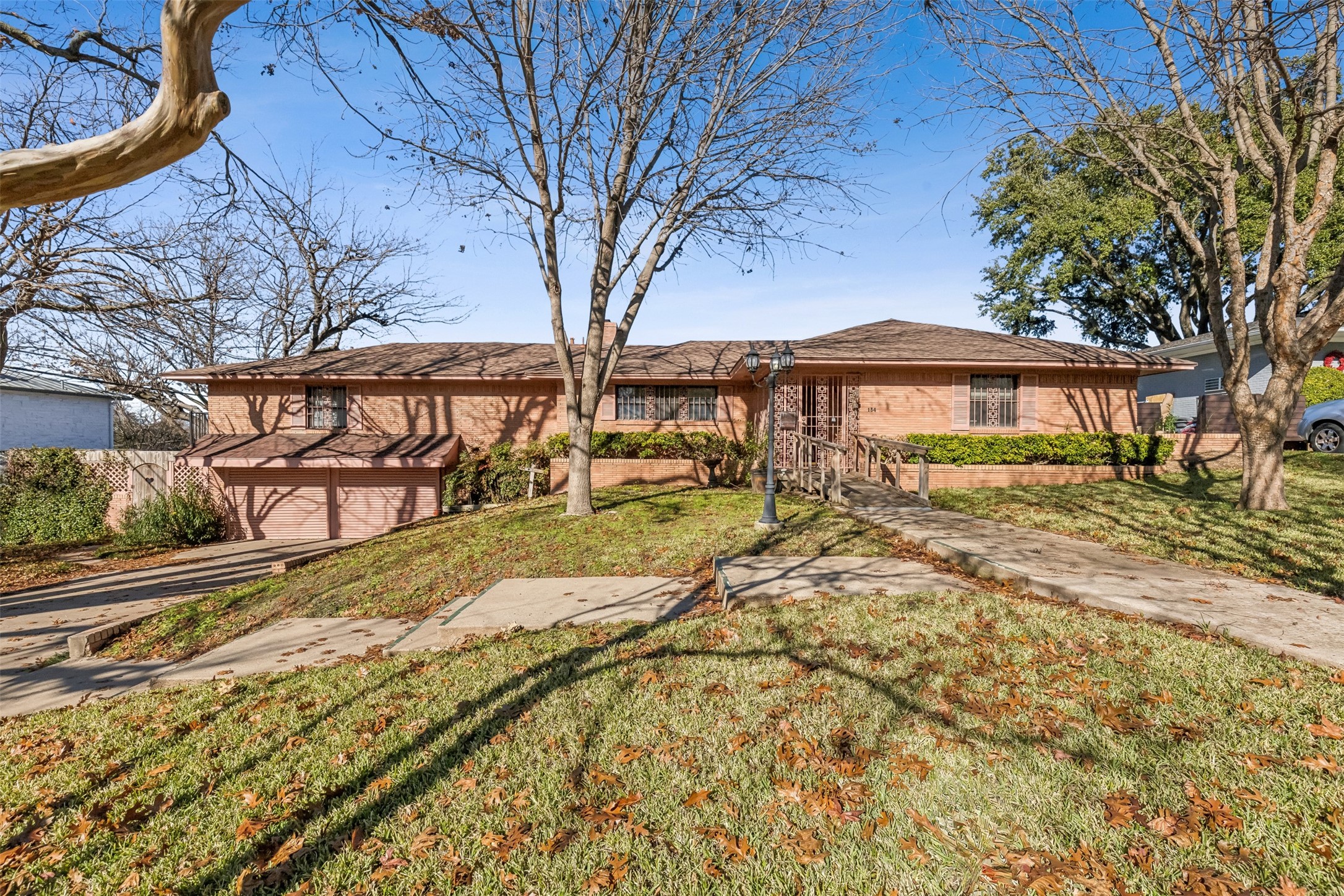 1134 Bally Mote Drive Dallas TX 75218