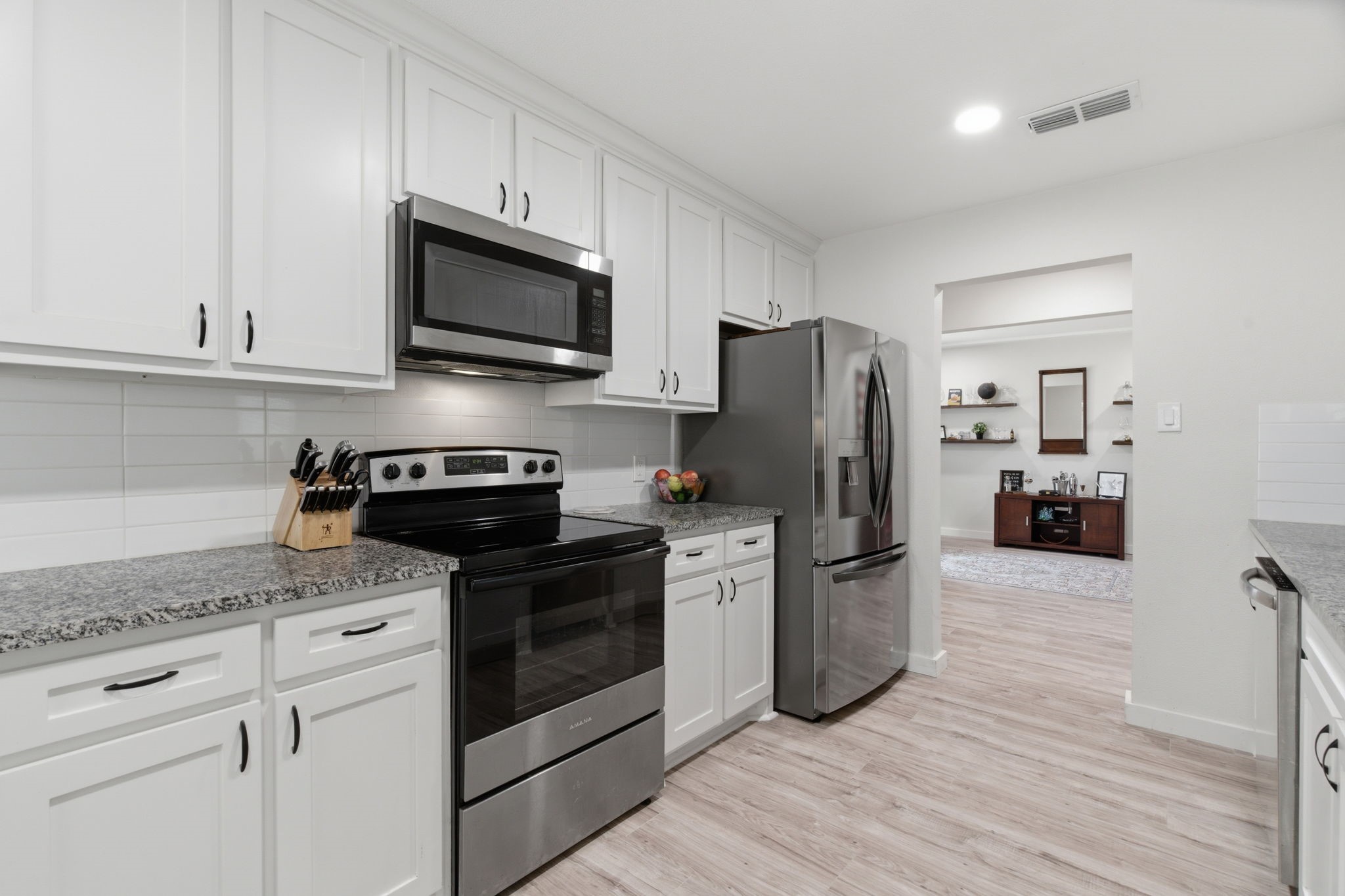 5718 Overridge Drive Arlington TX 76017