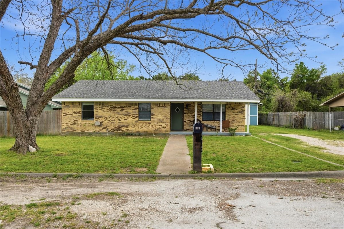 120 Mary Alice Drive Valley Mills TX 76689