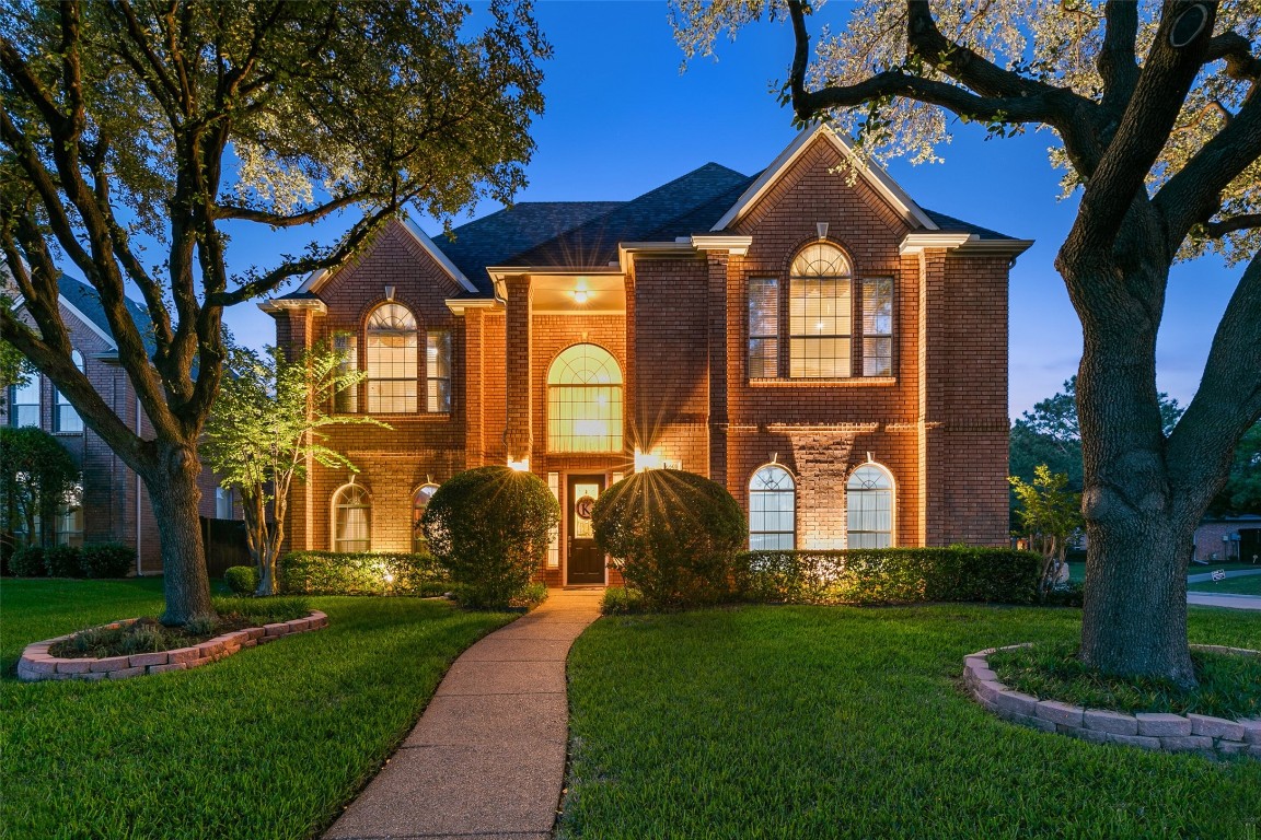 6601 Carriage Drive Colleyville TX 76034