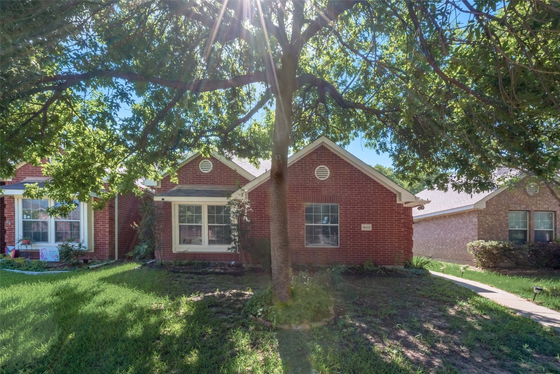 1629 Myrtle Drive Little Elm TX 75068