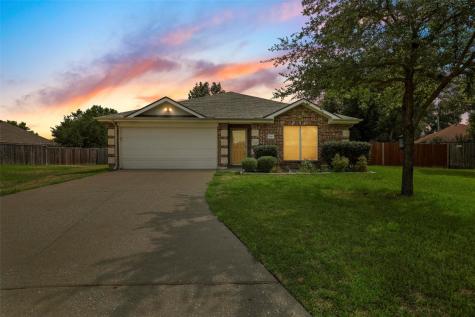 6911 Green Court Greenville TX 75402