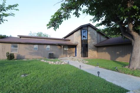 691 County Road 611 Brownwood TX 76801