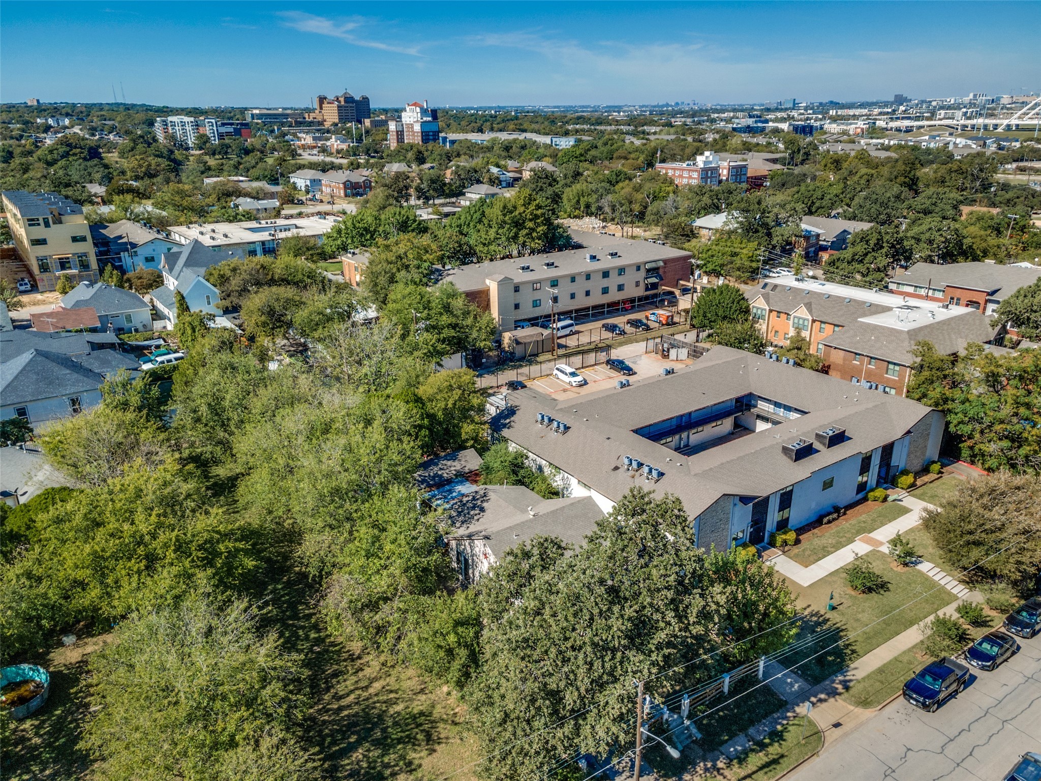 709 N Ewing Avenue Dallas TX 75203