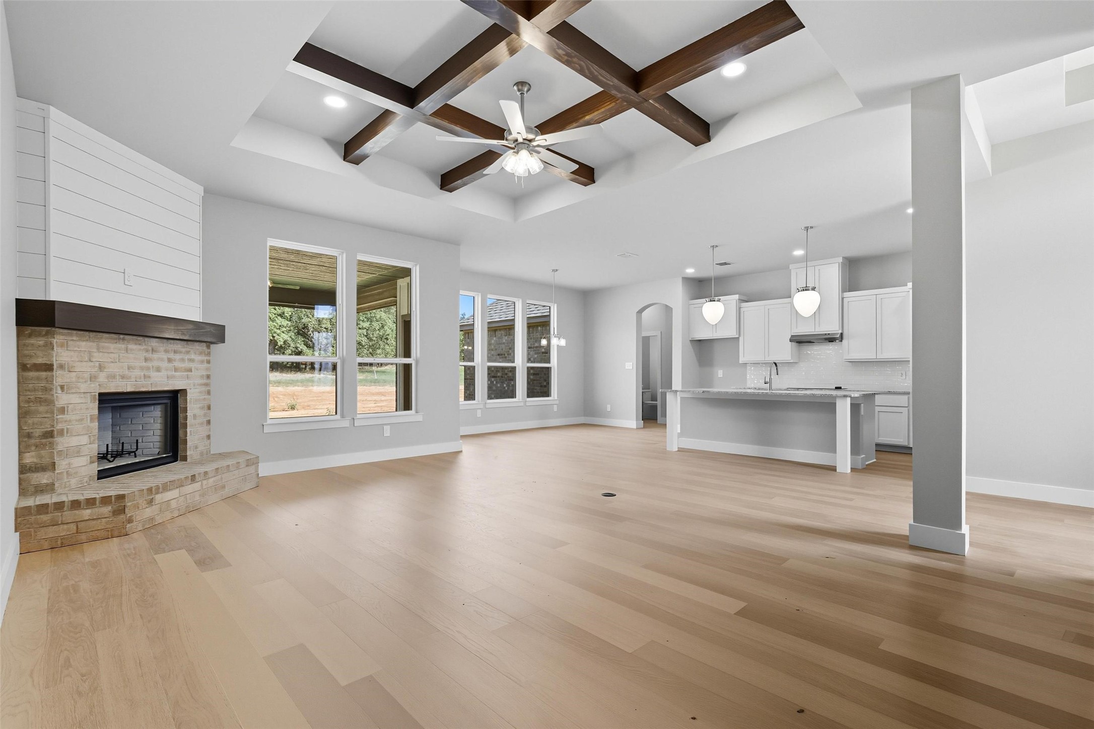 1005 Ronnie Court Springtown TX 76082