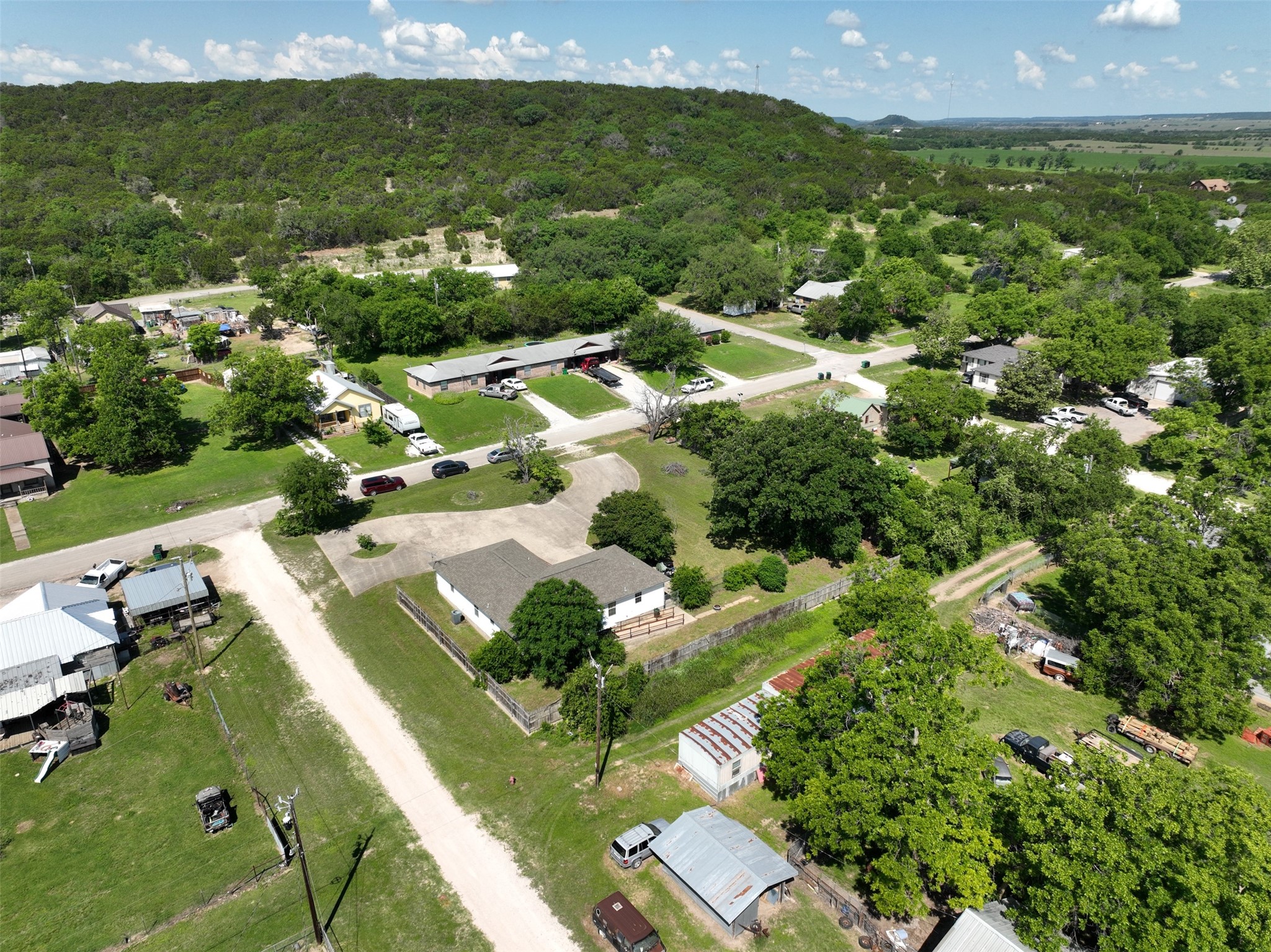 701 N 2nd Street Cranfills Gap TX 76637
