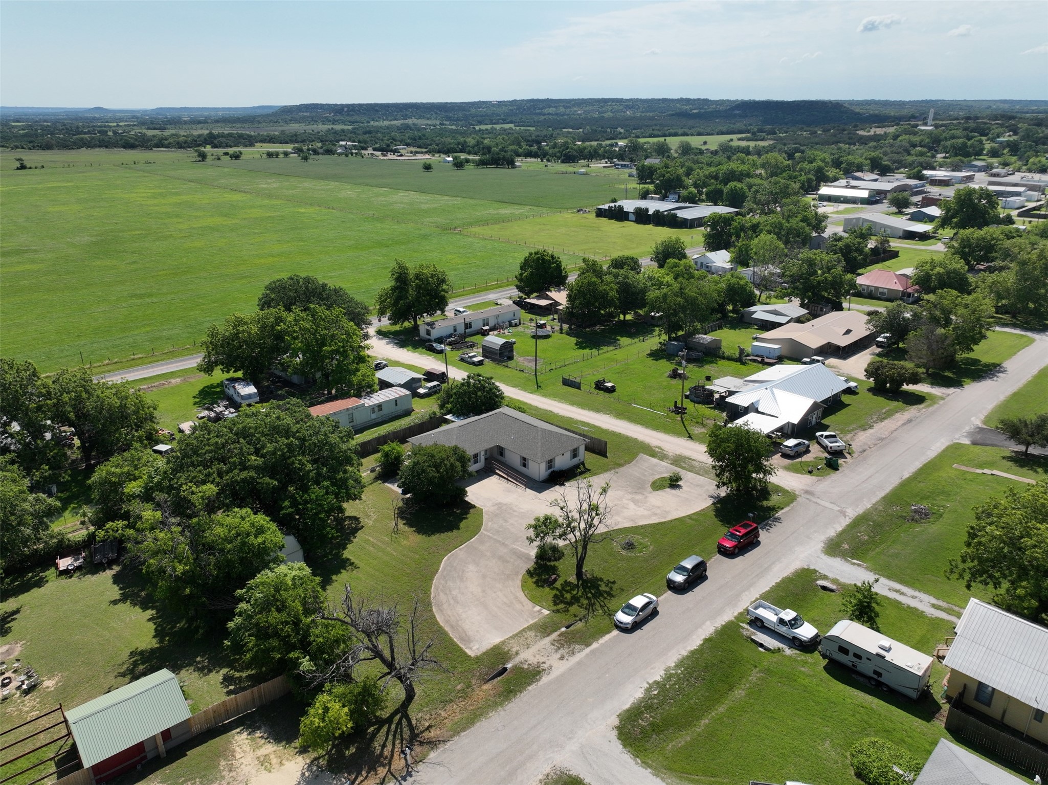 701 N 2nd Street Cranfills Gap TX 76637