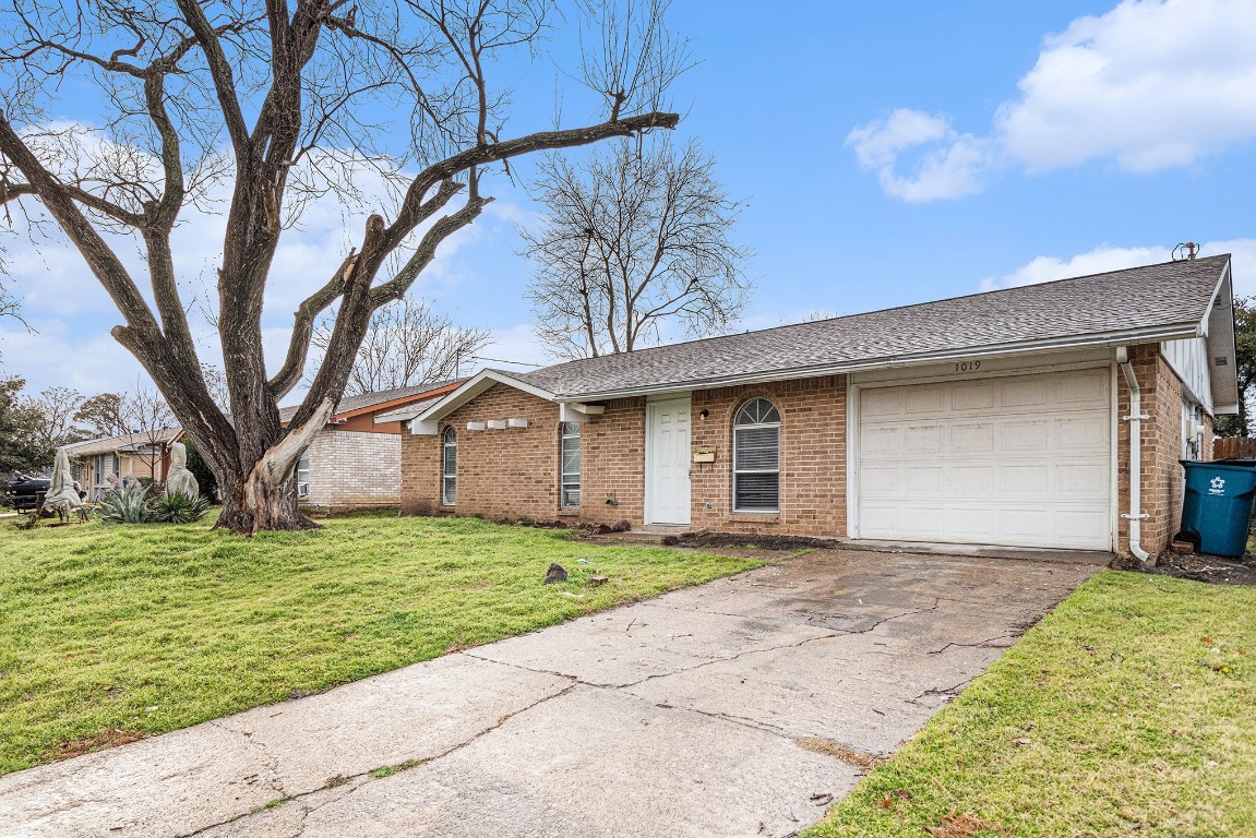 1019 Hillwood Drive Lewisville TX 75067
