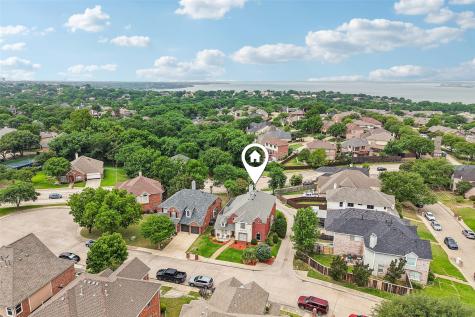 2928 Newport Drive Rockwall TX 75032