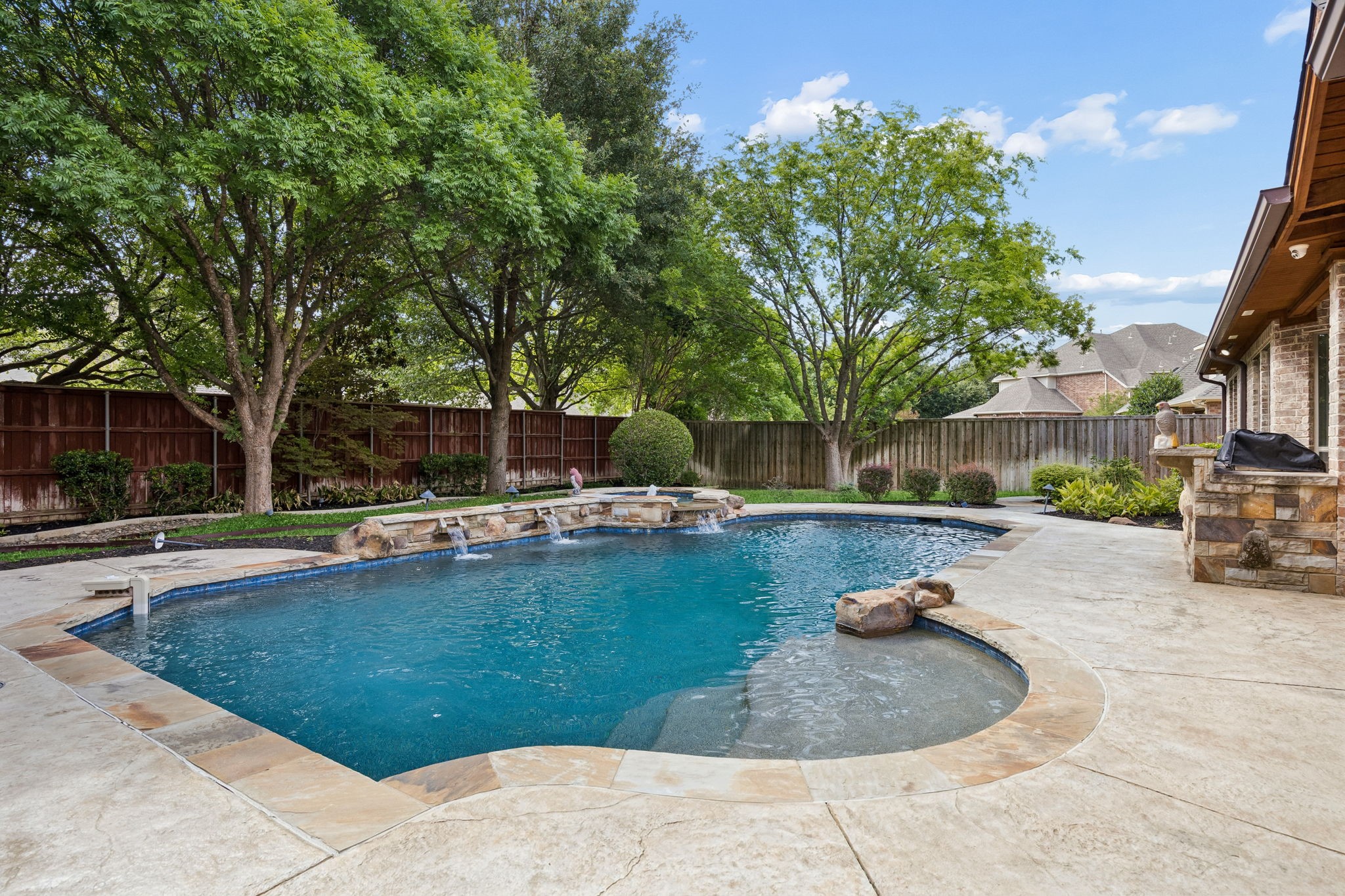 7406 Ramblewood Drive Garland TX 75044
