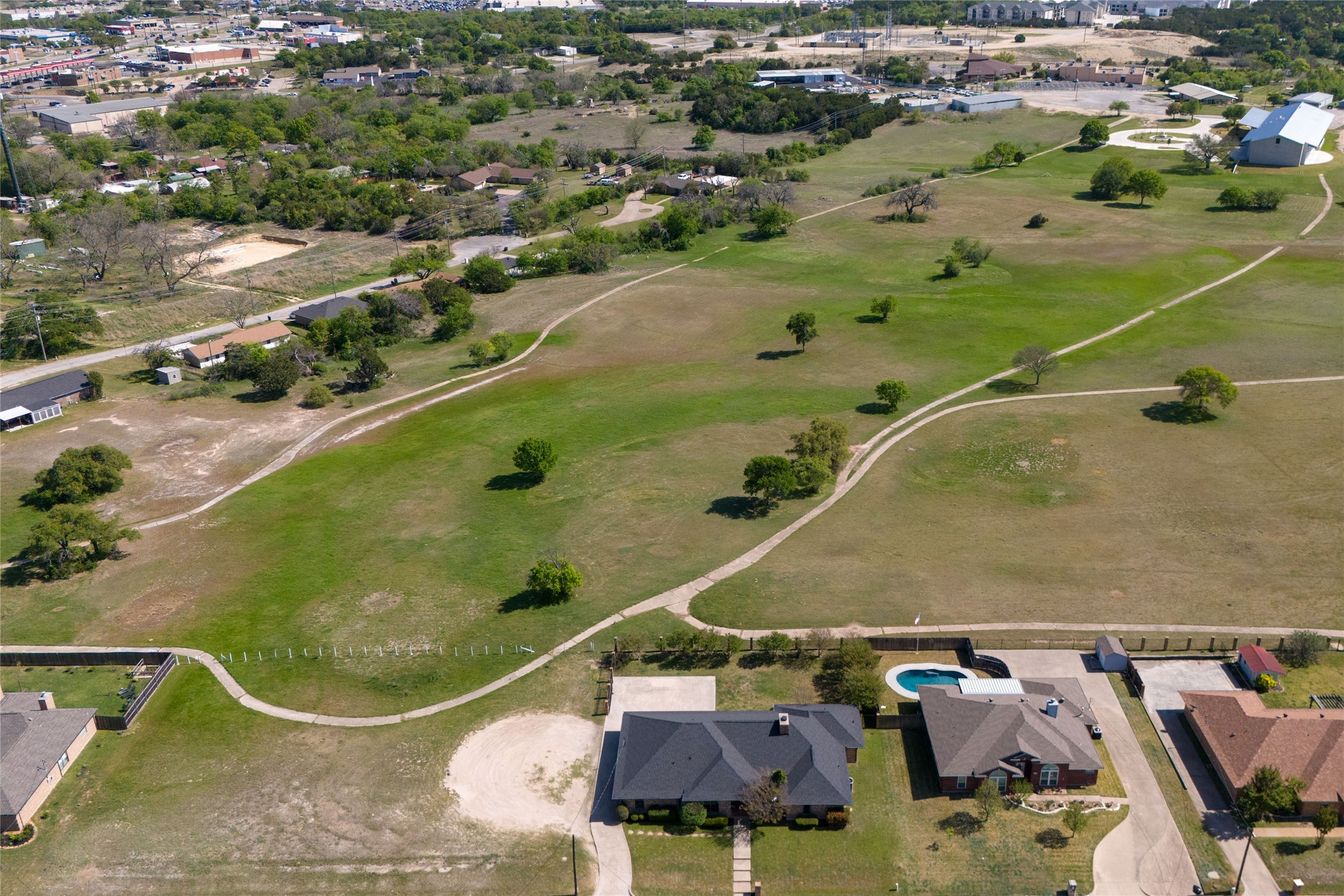 413 W Park Avenue Weatherford TX 76086