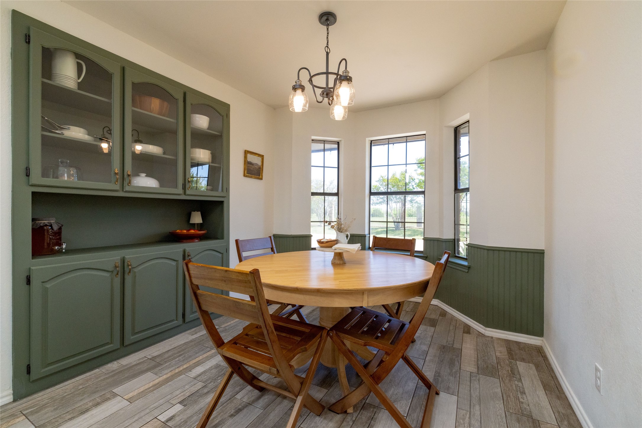 413 W Park Avenue Weatherford TX 76086