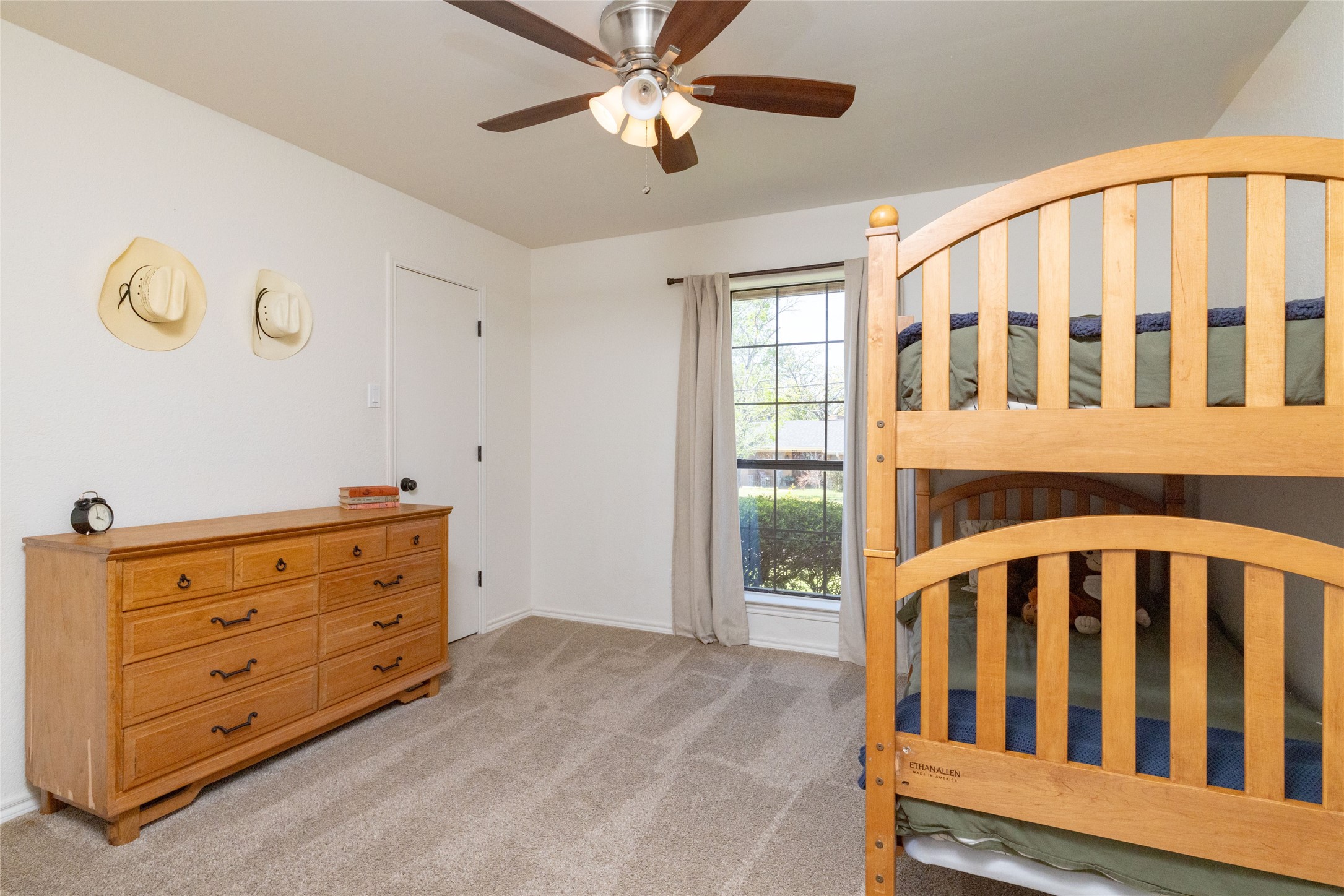 413 W Park Avenue Weatherford TX 76086