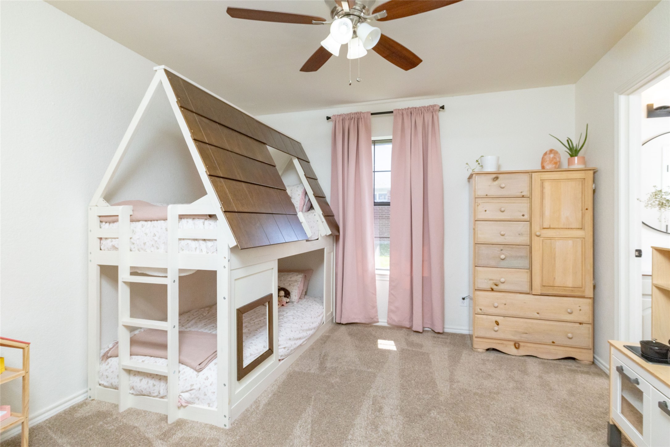 413 W Park Avenue Weatherford TX 76086