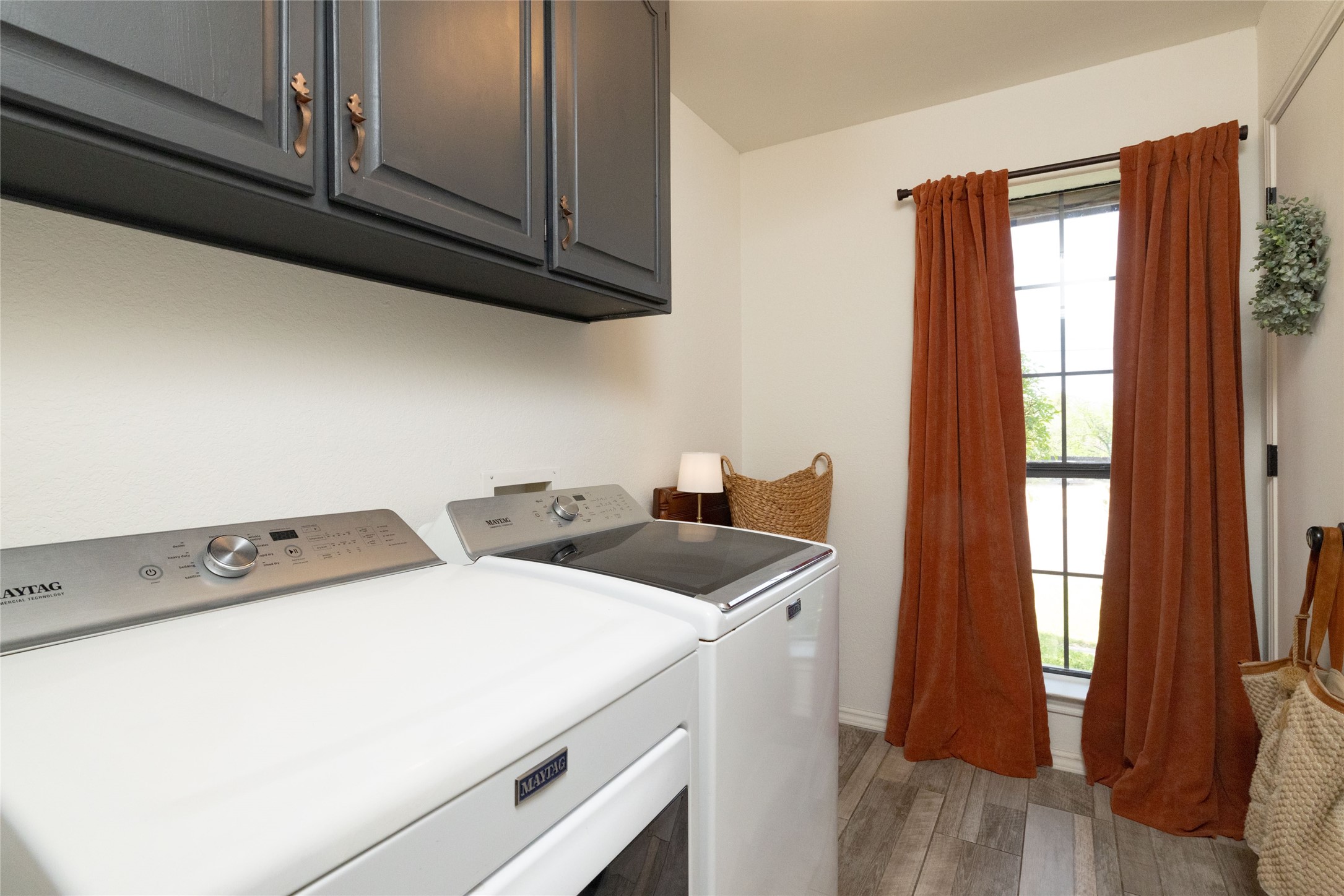 413 W Park Avenue Weatherford TX 76086