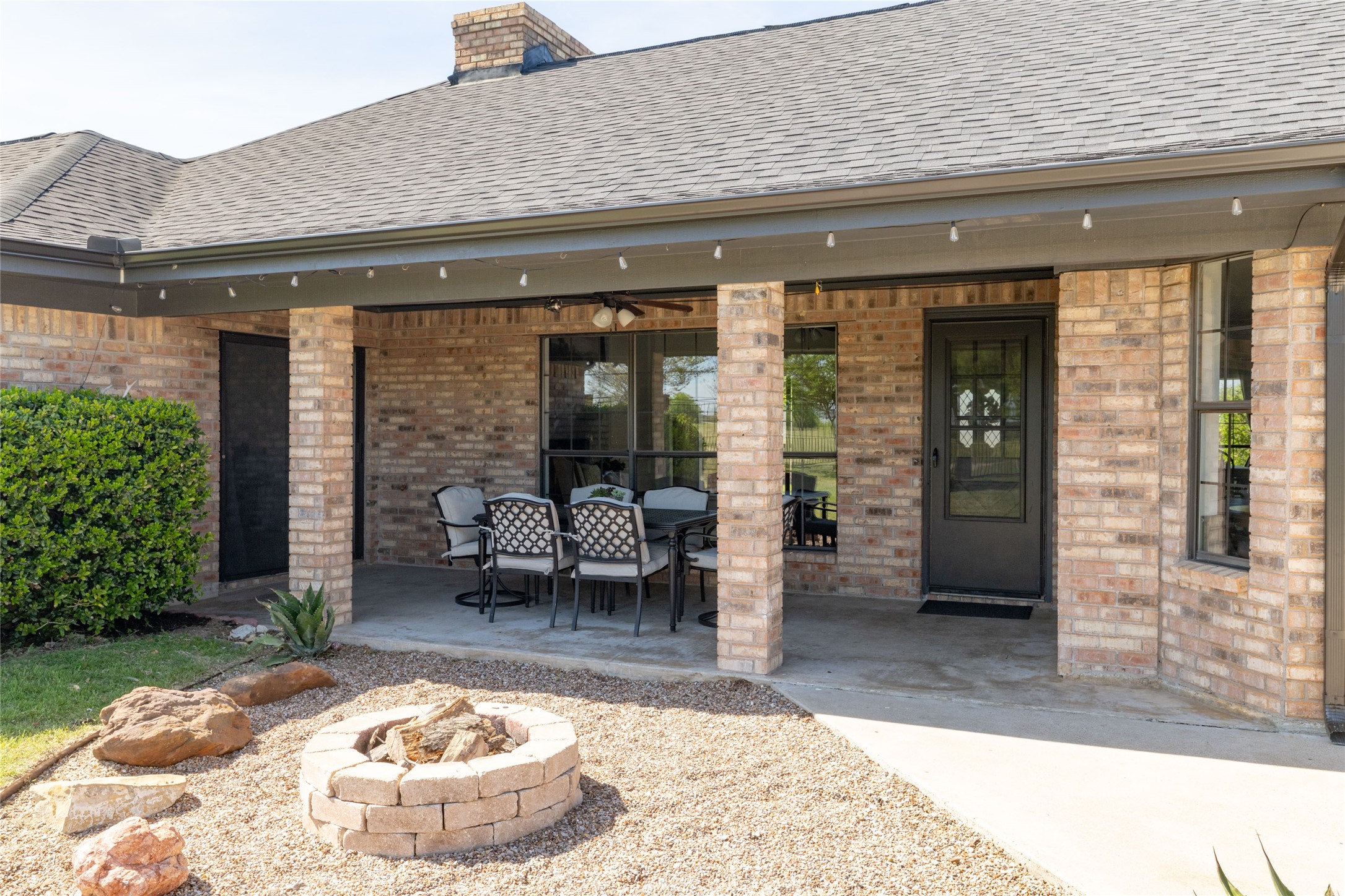 413 W Park Avenue Weatherford TX 76086