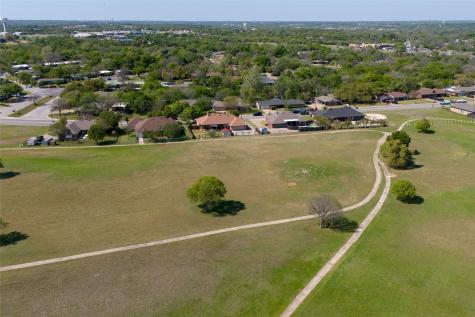 413 W Park Avenue Weatherford TX 76086