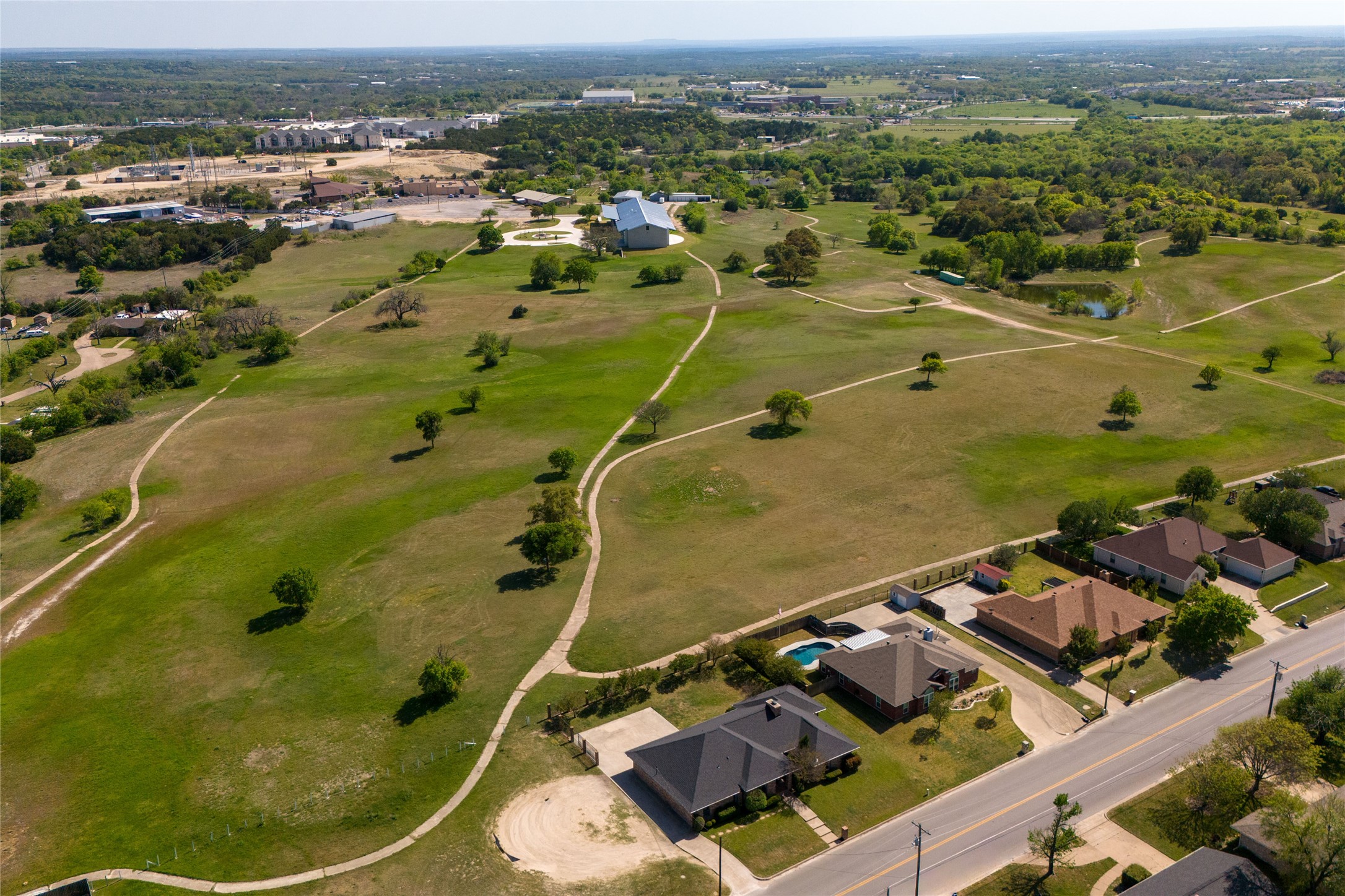 413 W Park Avenue Weatherford TX 76086